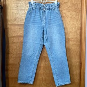 PacSun size 29 paperbag waist mom jeans